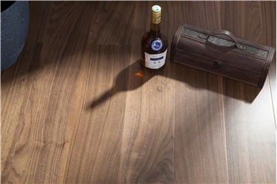 503-12 Glatt valnøttfarge